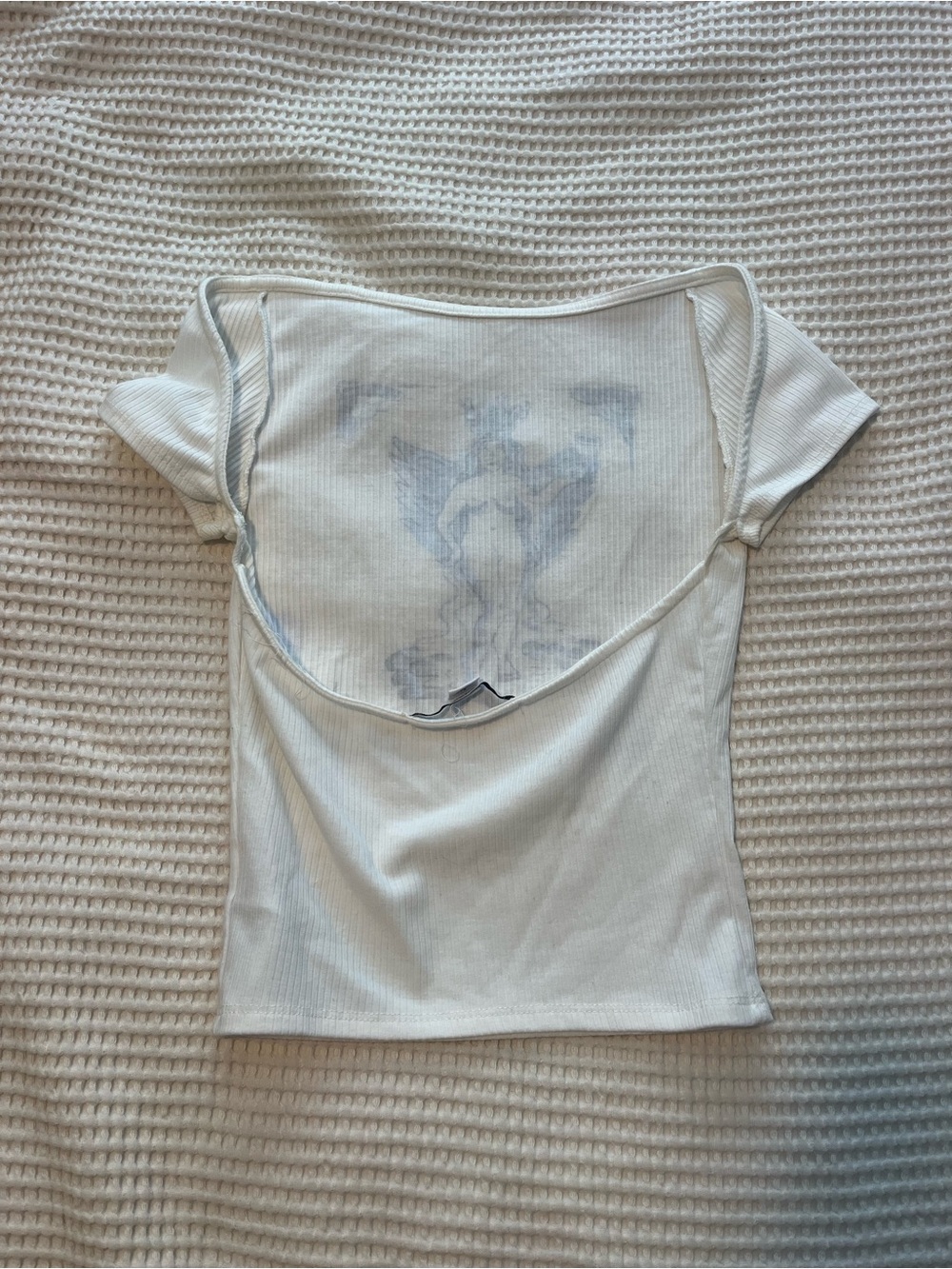 Kimchi Blue Graphic Low Back Baby Tee from Urban Outfitters - Picture 2 of 8